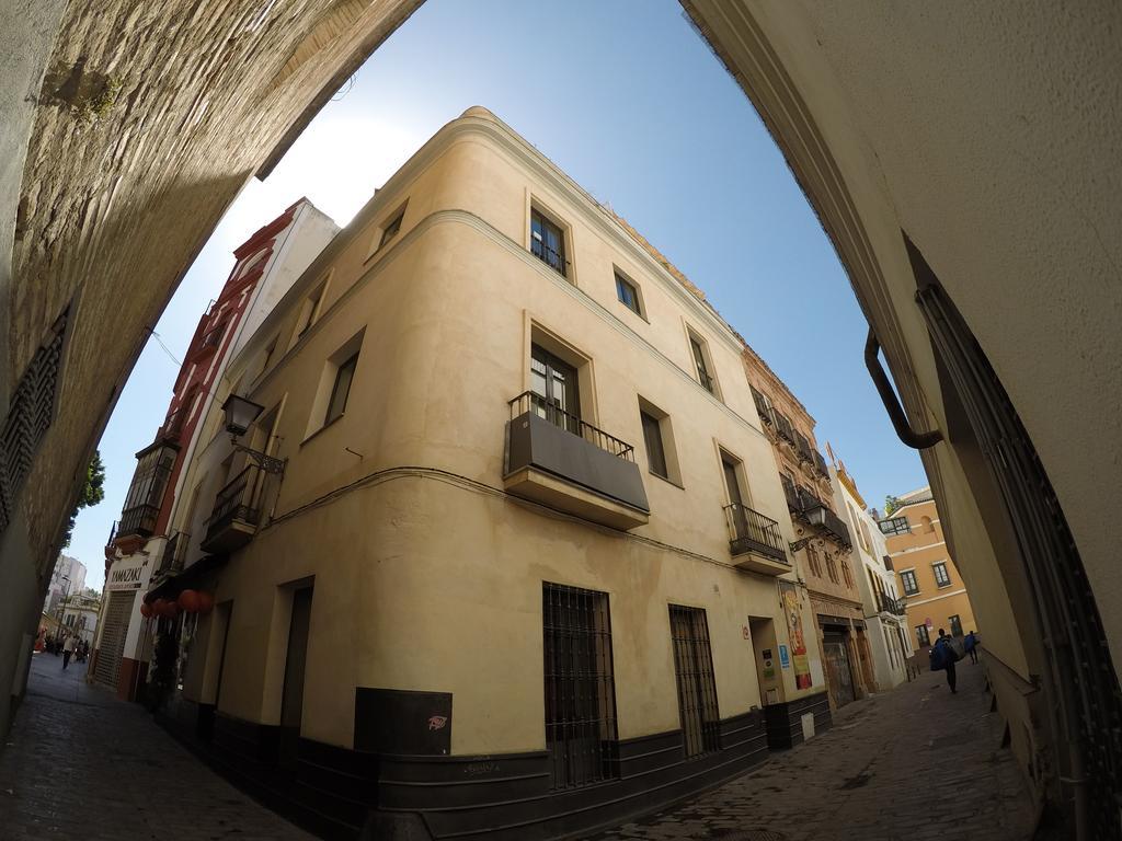 Oasis Backpackers' Hostel Sevilla & Coworking Exterior foto